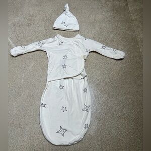 BONSIE SKIN TO SKIN BABYWEAR NEWBORN INFANT SLEEPSACK BEANIE CAP